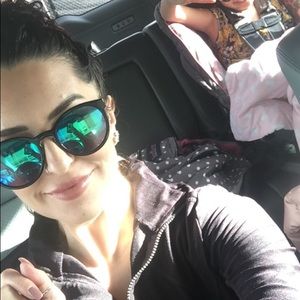 Meet your Posher, Robin